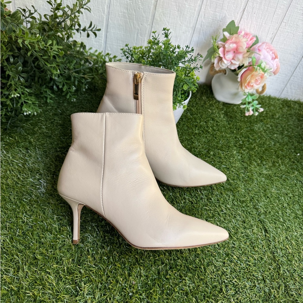 l'agence Aimee II vintage white booties si: 36 US 6 women leather booties